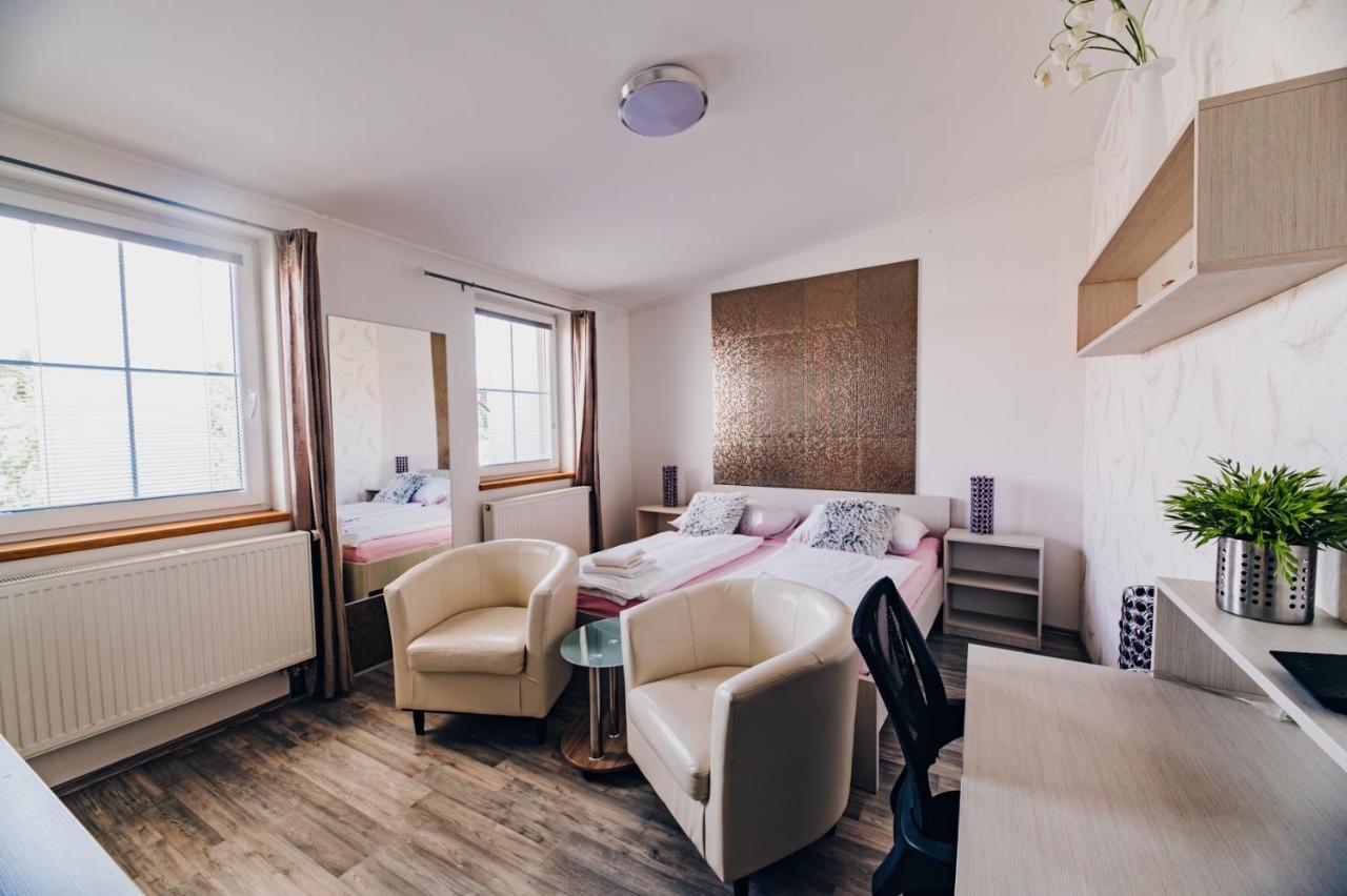 Point Pension Бърно Екстериор снимка